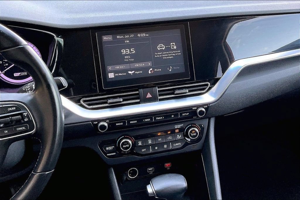 Used 2021 Kia Niro LXS FWD image 6