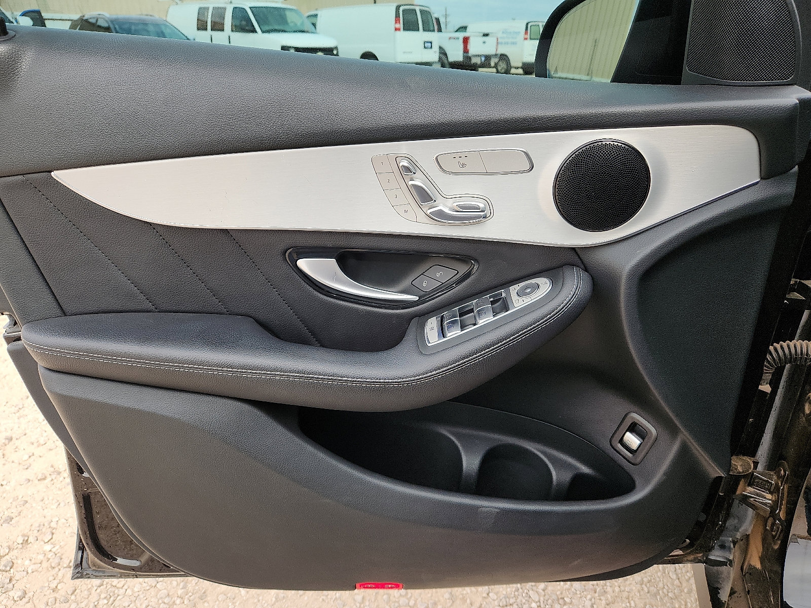 Used 2022 Mercedes-Benz GLC 300 4MATIC image 13