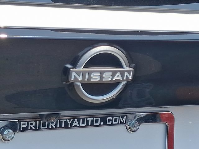 Used 2025 Nissan Kicks SV FWD image 9