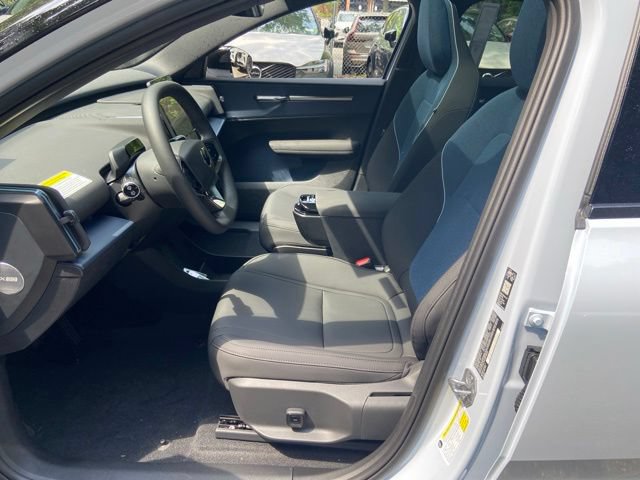 New 2026 Volvo EX30 Plus w/ Protection Package Premier AWD/4WD image 11