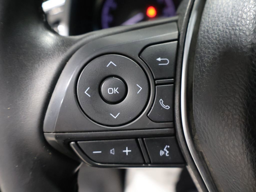 Used 2018 Toyota Camry SE image 29