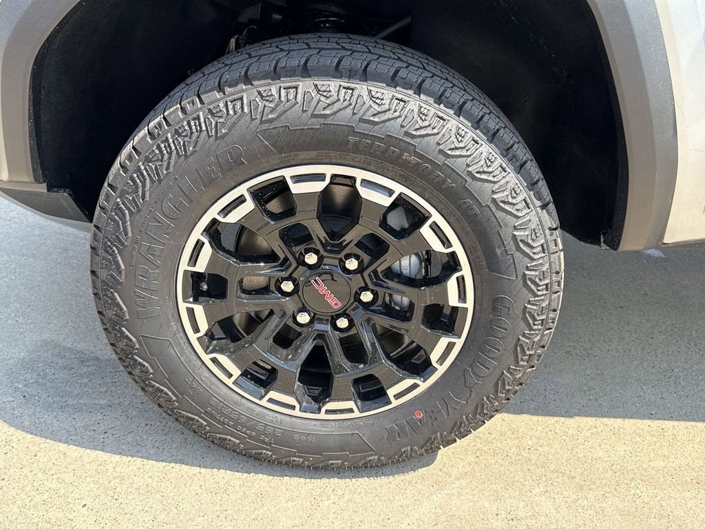 New 2026 GMC Canyon AT4 w/ Technology Plus Package image 41