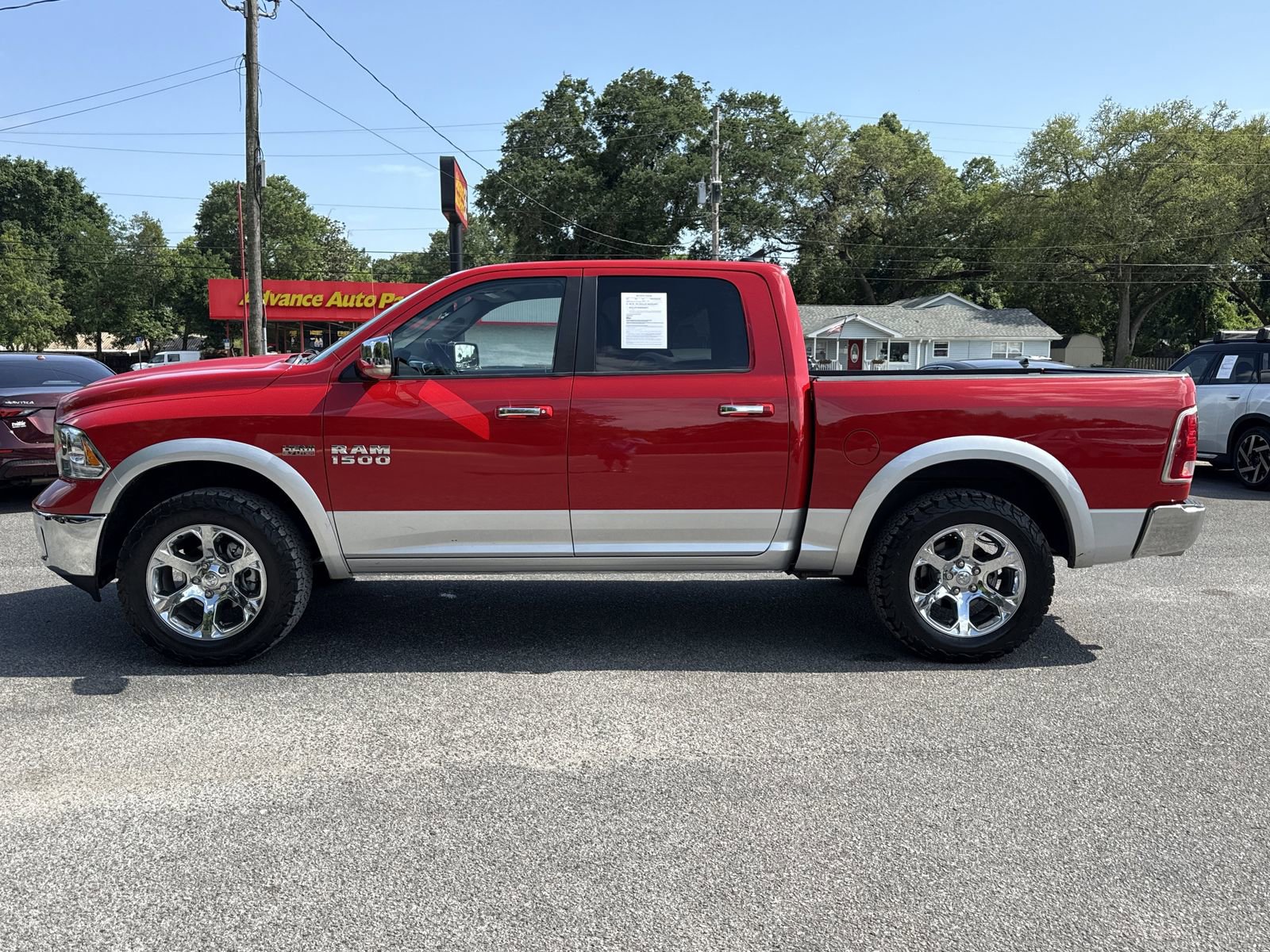 Used 2014 RAM 1500 Laramie AWD/4WD image 2