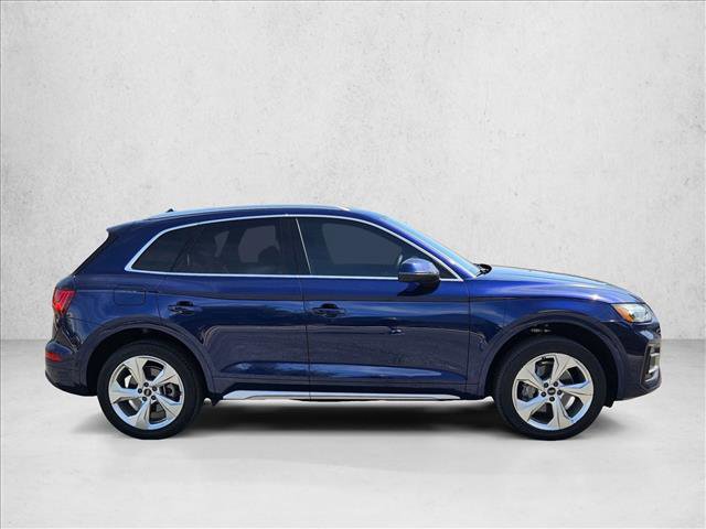 Used 2021 Audi Q5 Prestige w/ Prestige Package image 4