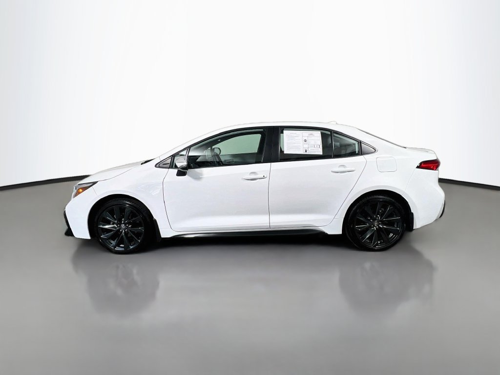 Used 2026 Toyota Corolla SE w/ SE Package FWD image 6