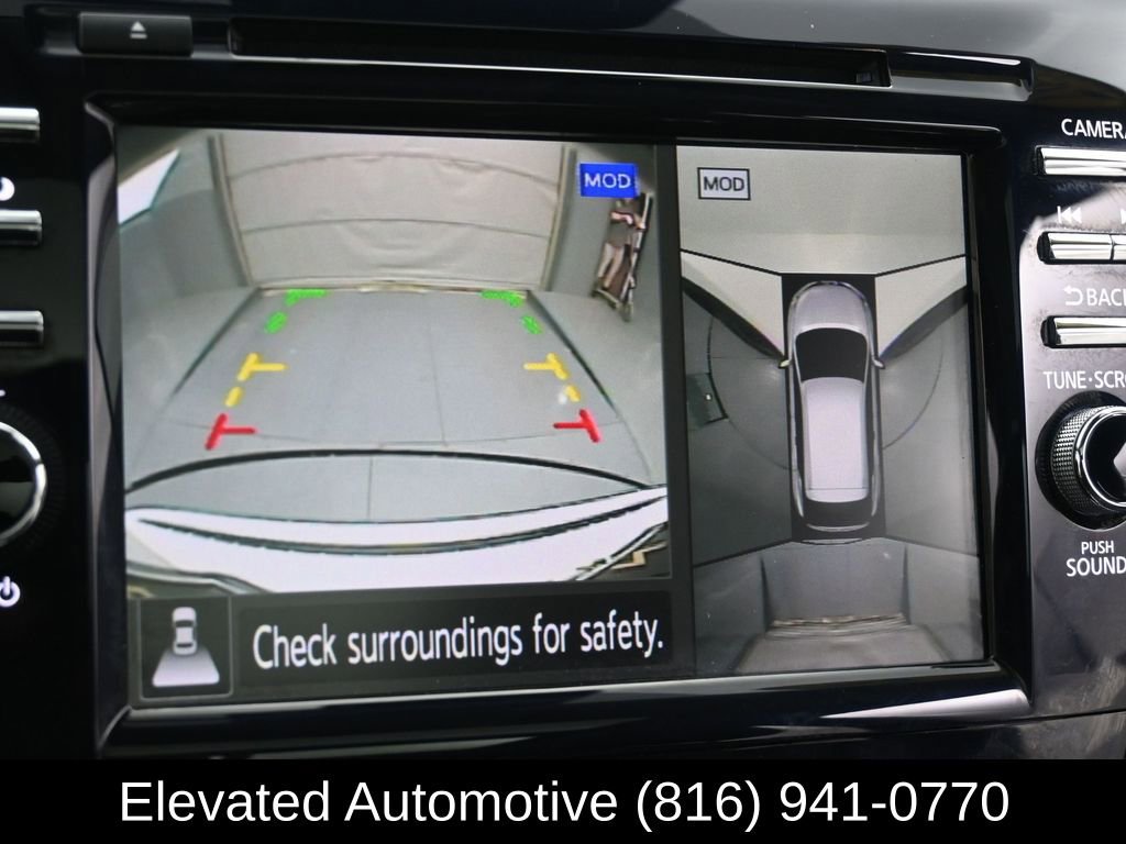 Used 2024 Nissan Murano Platinum w/ Cargo Package image 11
