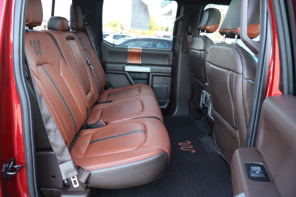 Used 2018 Ford F150 King Ranch w/ Equipment Group 601A Luxury AWD/4WD image 32