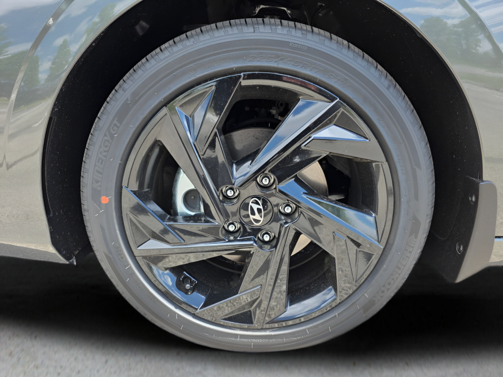 New 2026 Hyundai Elantra SEL Sport Premium FWD image 10