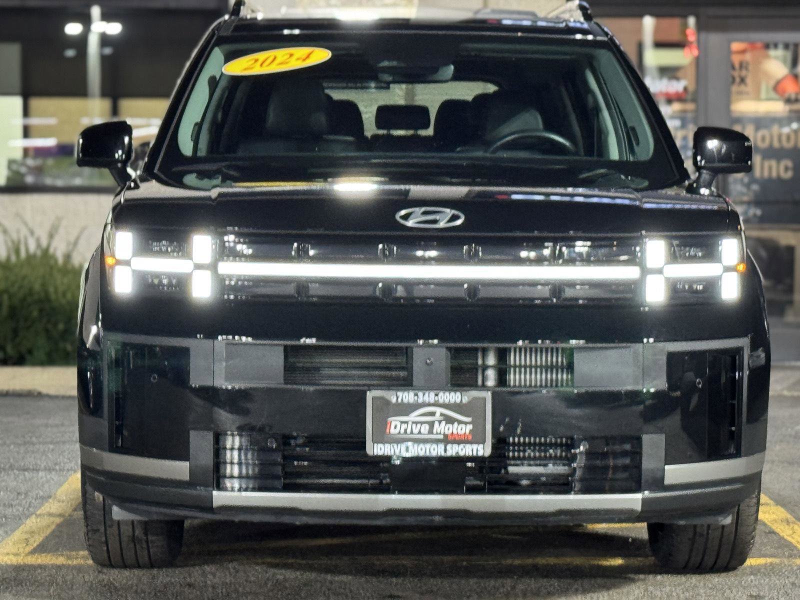 Used 2024 Hyundai Santa Fe Limited image 7