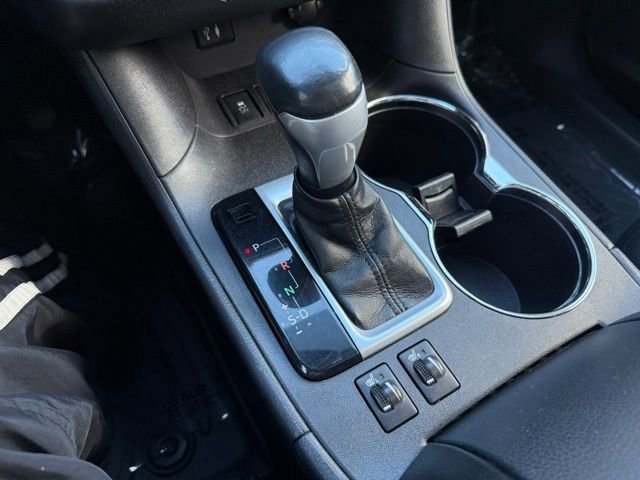 Used 2015 Toyota Highlander XLE image 23