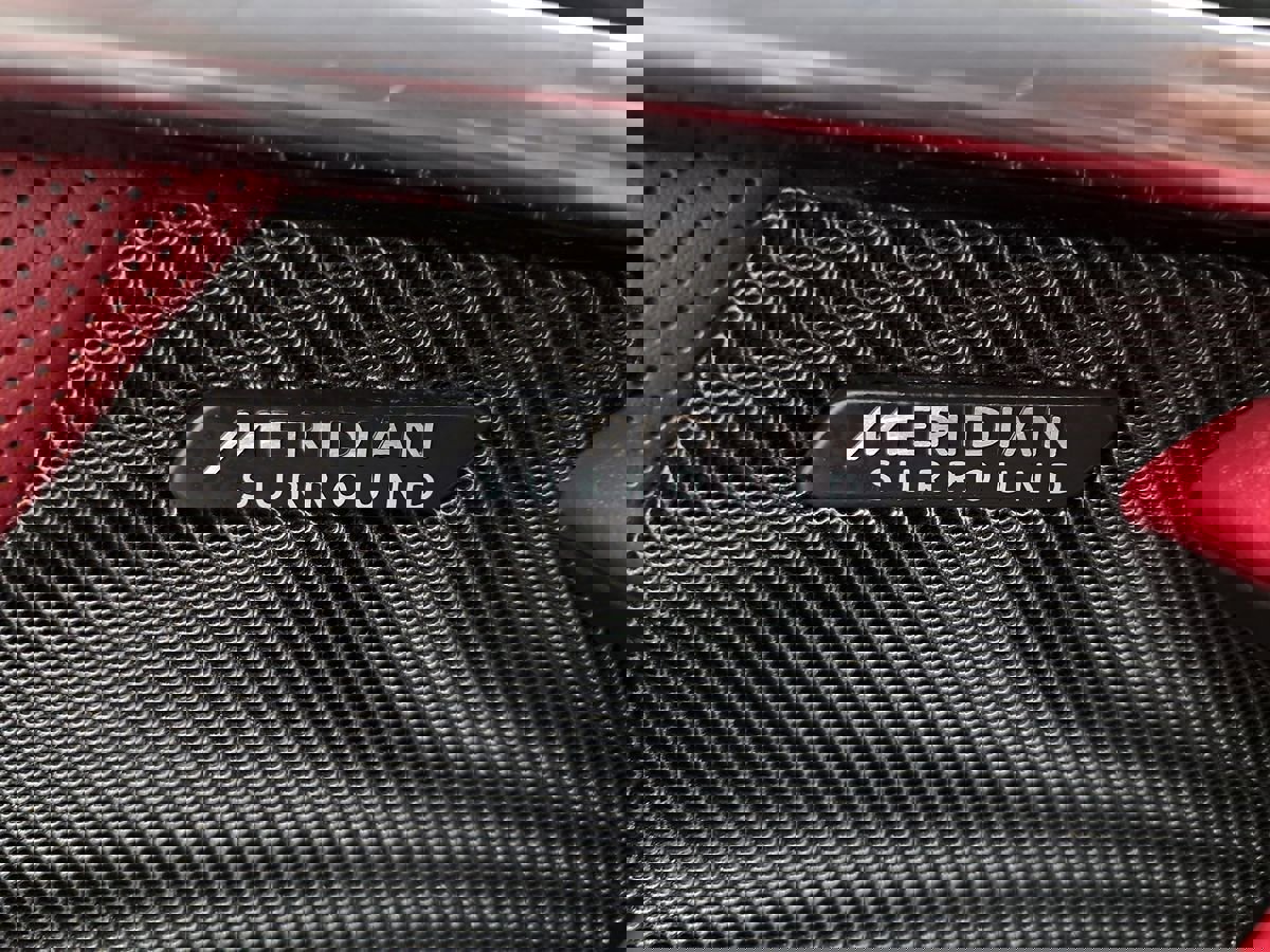 Used 2021 Jaguar F-TYPE Convertible image 27