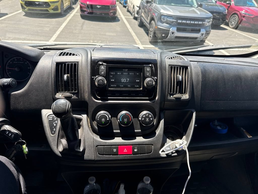 Used 2016 RAM ProMaster 2500 w/ Cargo Convenience Group FWD image 12