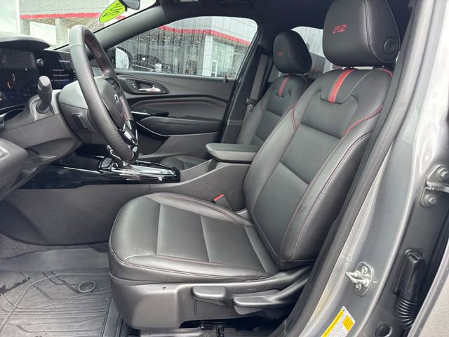 Used 2025 Chevrolet Trax RS w/ Driver Confidence Package FWD image 15