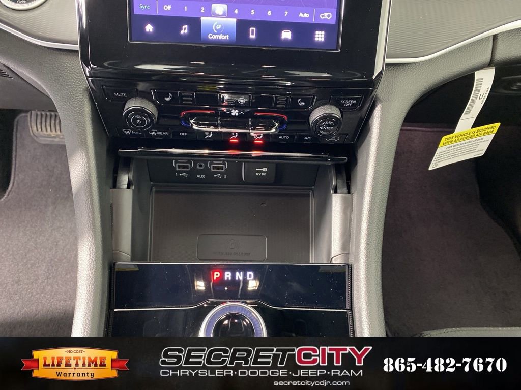 New 2026 Jeep Grand Cherokee Laredo X image 23