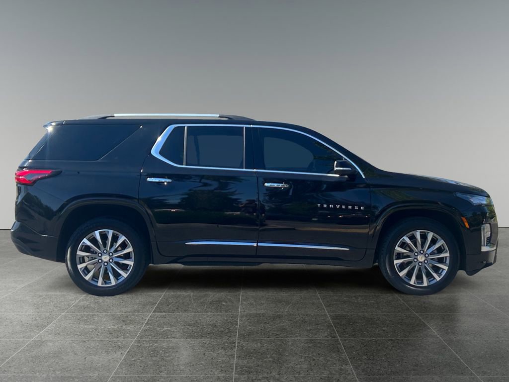 Used 2023 Chevrolet Traverse Premier AWD/4WD image 10