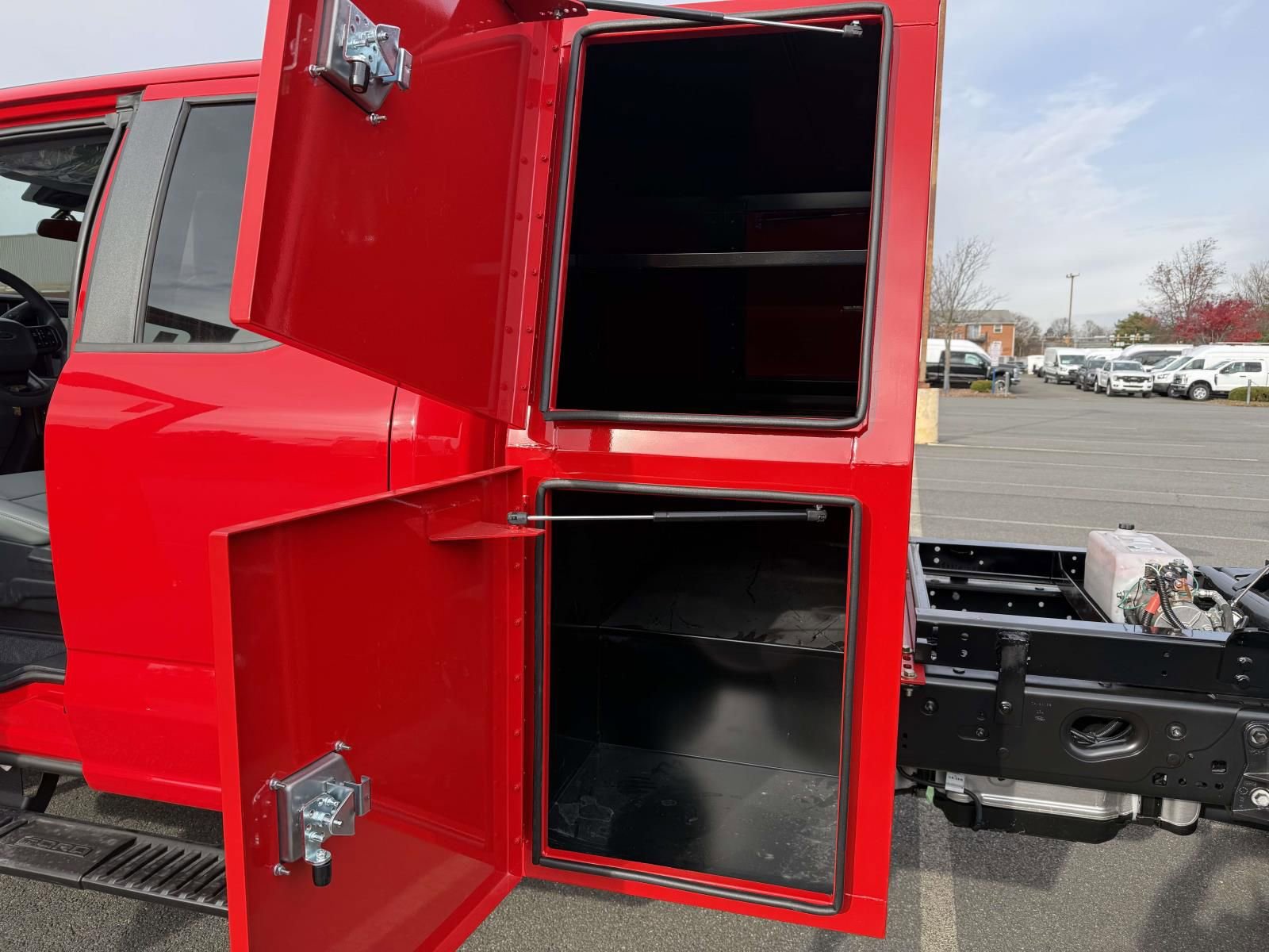 New 2026 Ford F550 4x4 Supercab Super Duty image 12
