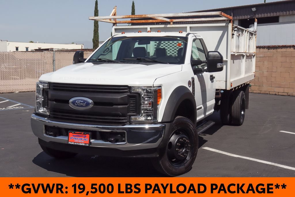Used 2017 Ford F550 2WD Regular Cab Super Duty image 5
