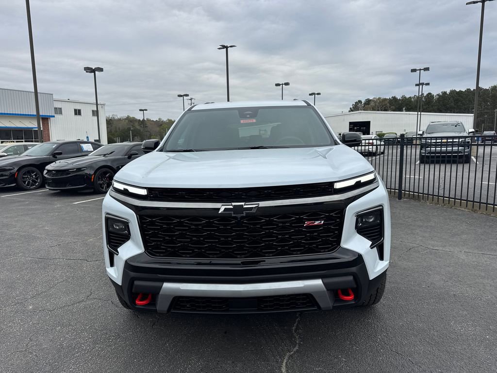 New 2026 Chevrolet Traverse Z71 w/ Driver Confidence Package image 3