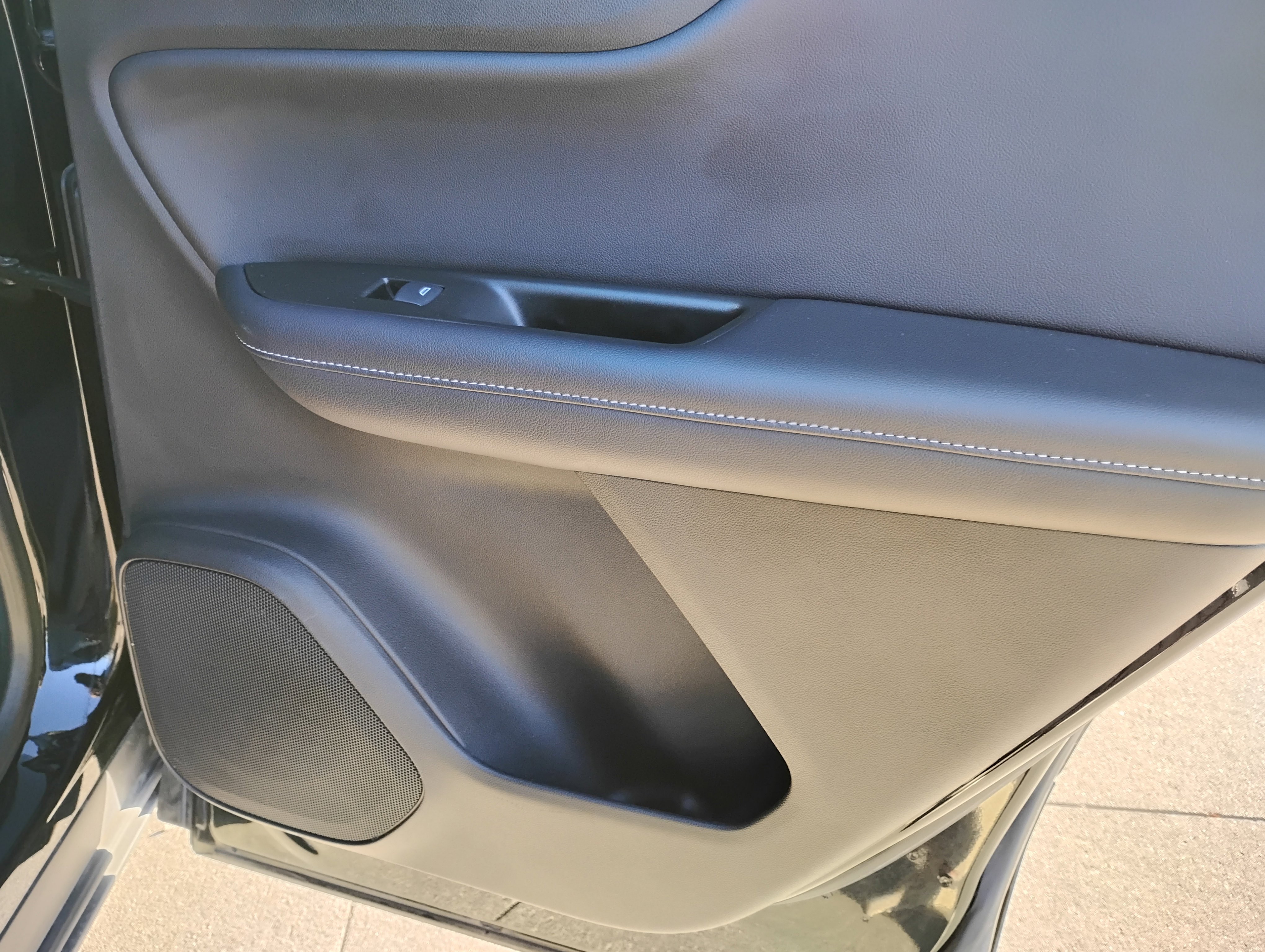 Used 2023 Chevrolet Blazer LT w/ Convenience Package image 21