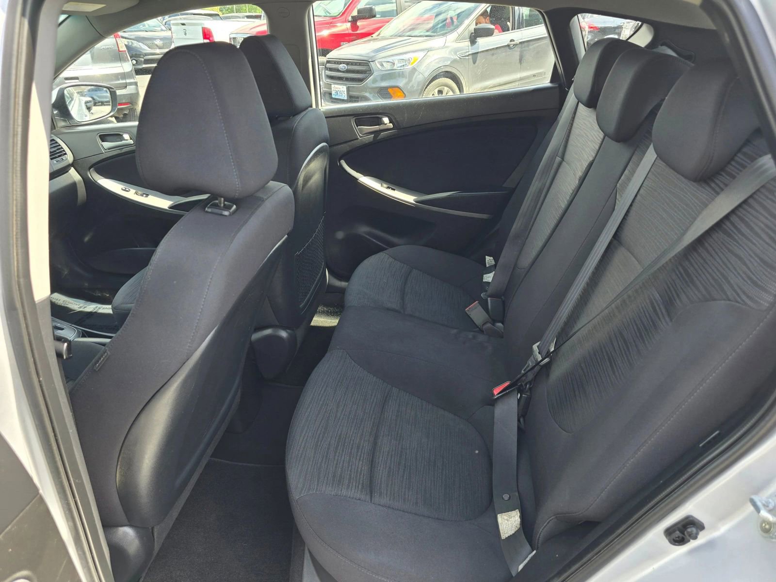 Used 2017 Hyundai Accent SE FWD image 17