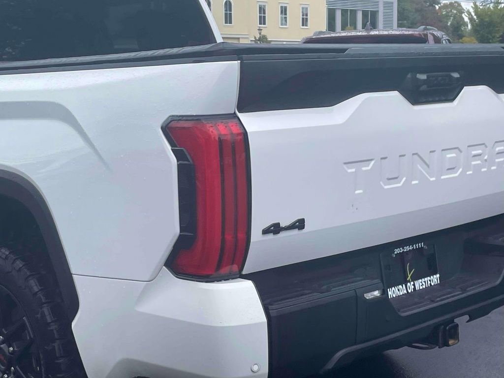 Used 2022 Toyota Tundra SR5 w/ SR5 Convenience Package image 11