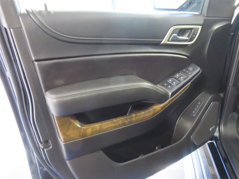 Used 2019 GMC Yukon XL Denali w/ Denali Ultimate Package image 14