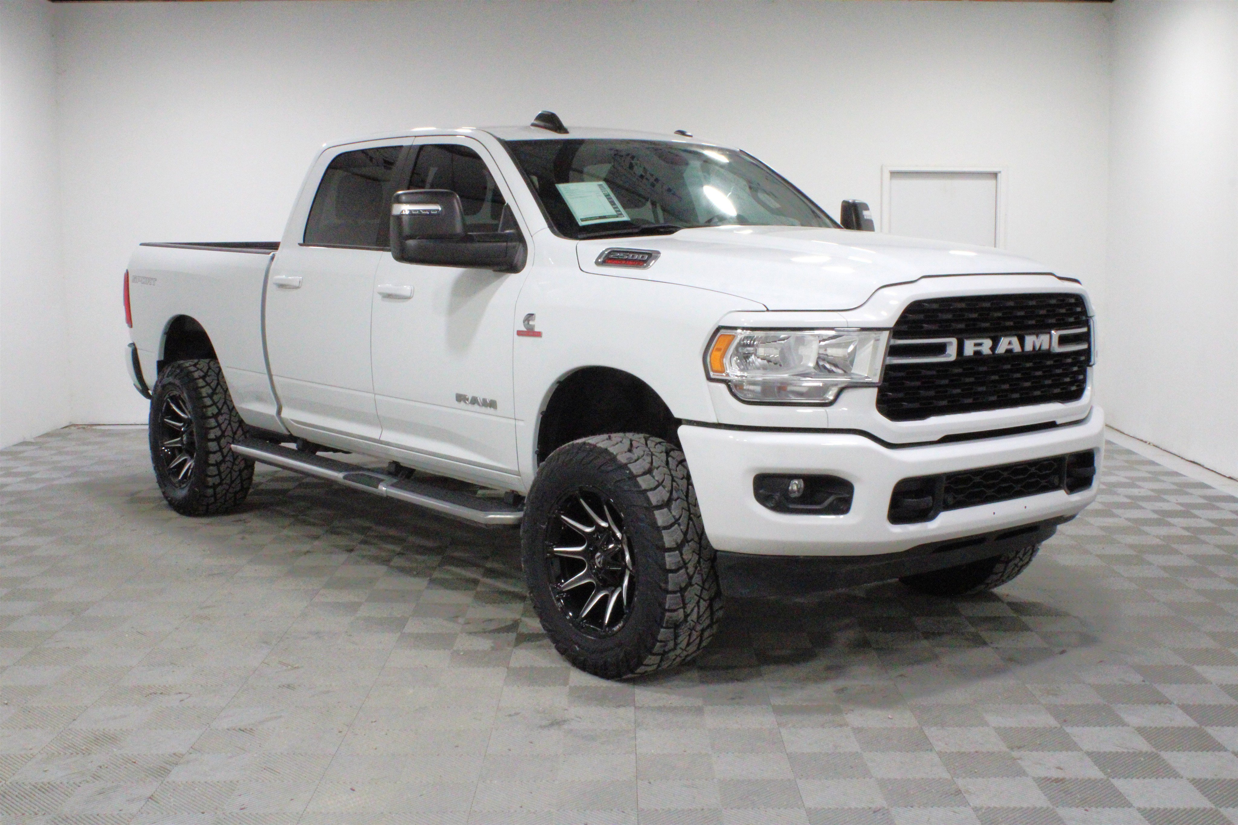 Used 2024 RAM 2500 Lone Star w/ Sport Appearance Package AWD/4WD image 1