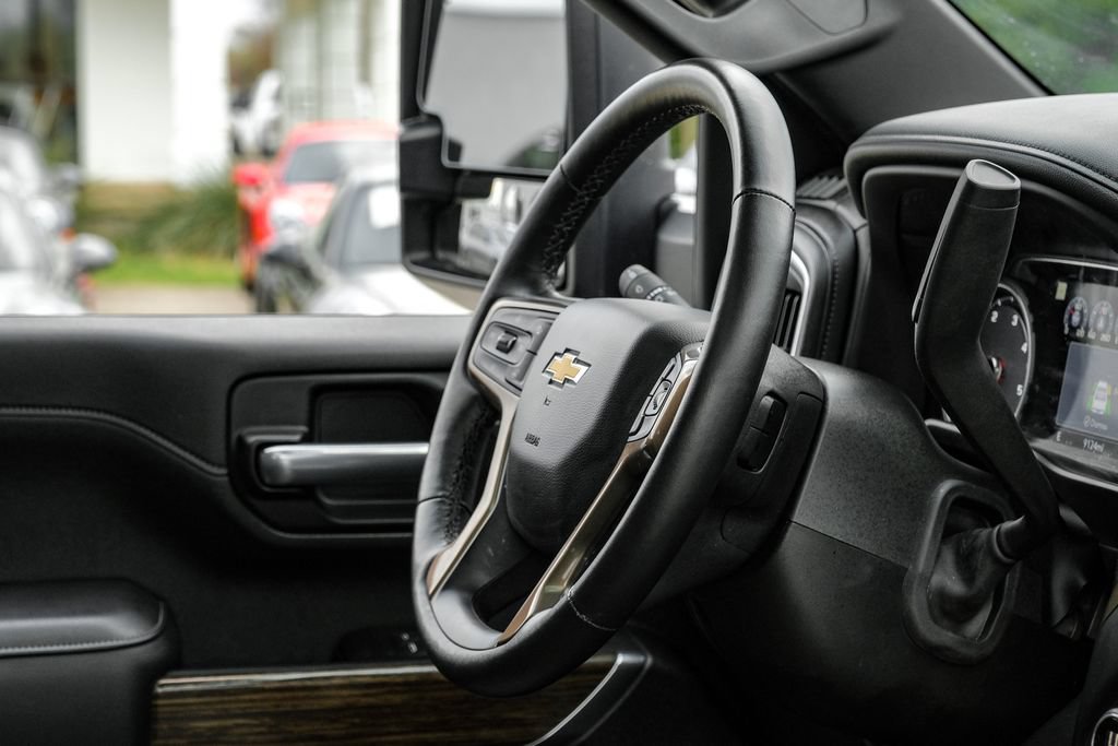 Used 2023 Chevrolet Silverado 3500 High Country w/ Z71 Off-Road Package AWD/4WD image 11