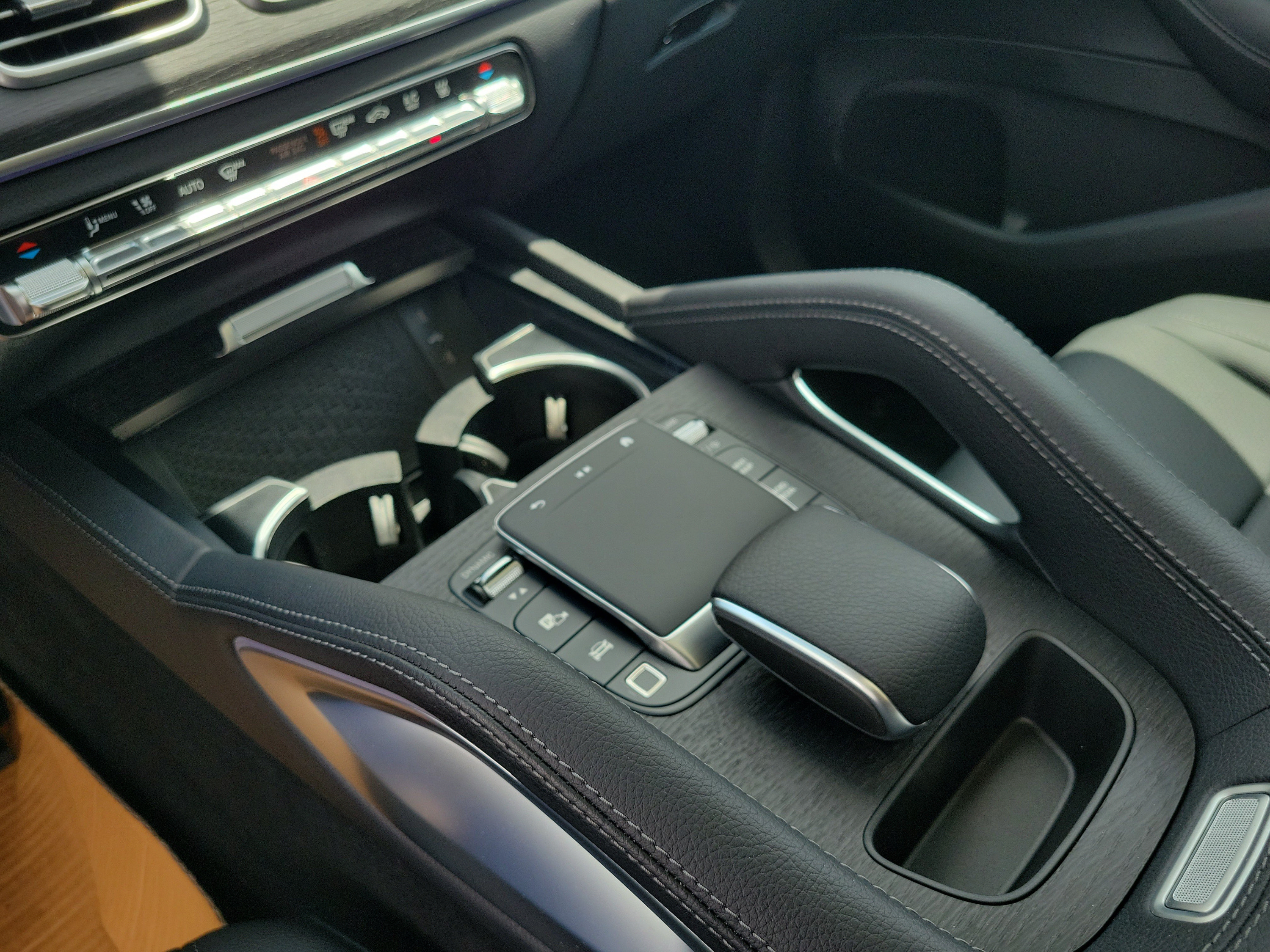 New 2026 Mercedes-Benz GLE 450e 4MATIC image 21