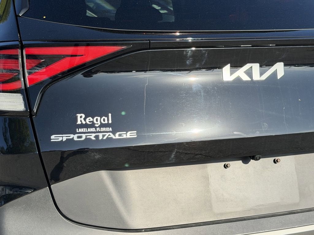 Certified 2023 Kia Sportage X-Pro Prestige AWD/4WD image 11
