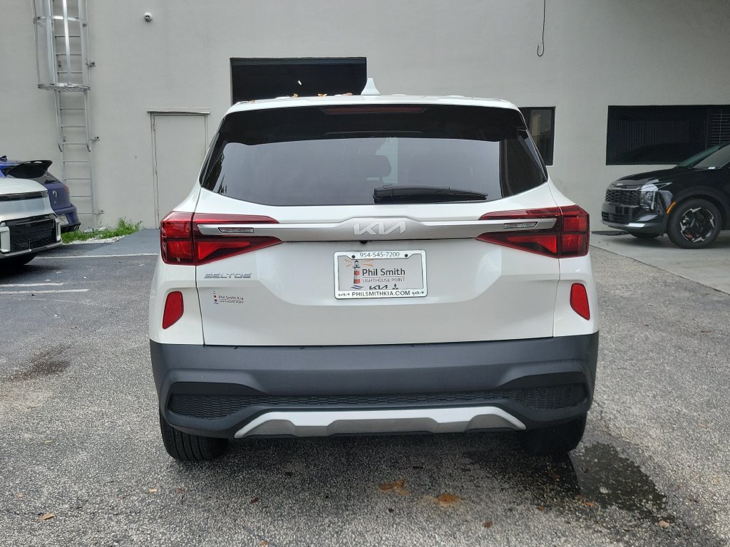 Certified 2023 Kia Seltos LX AWD/4WD image 8