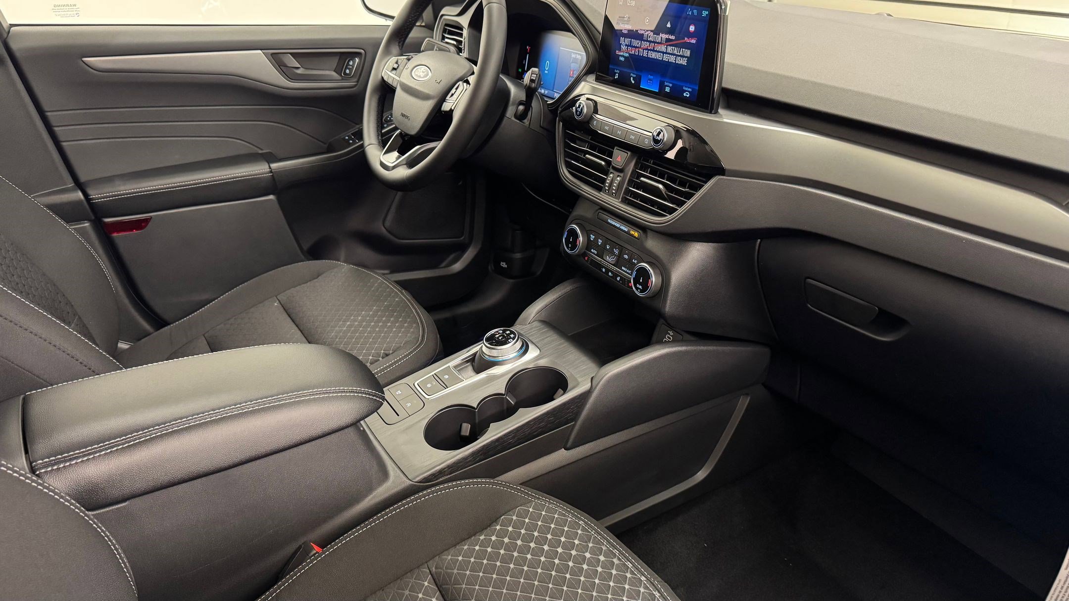 New 2026 Ford Escape Active w/ Cold Weather Package FWD image 24
