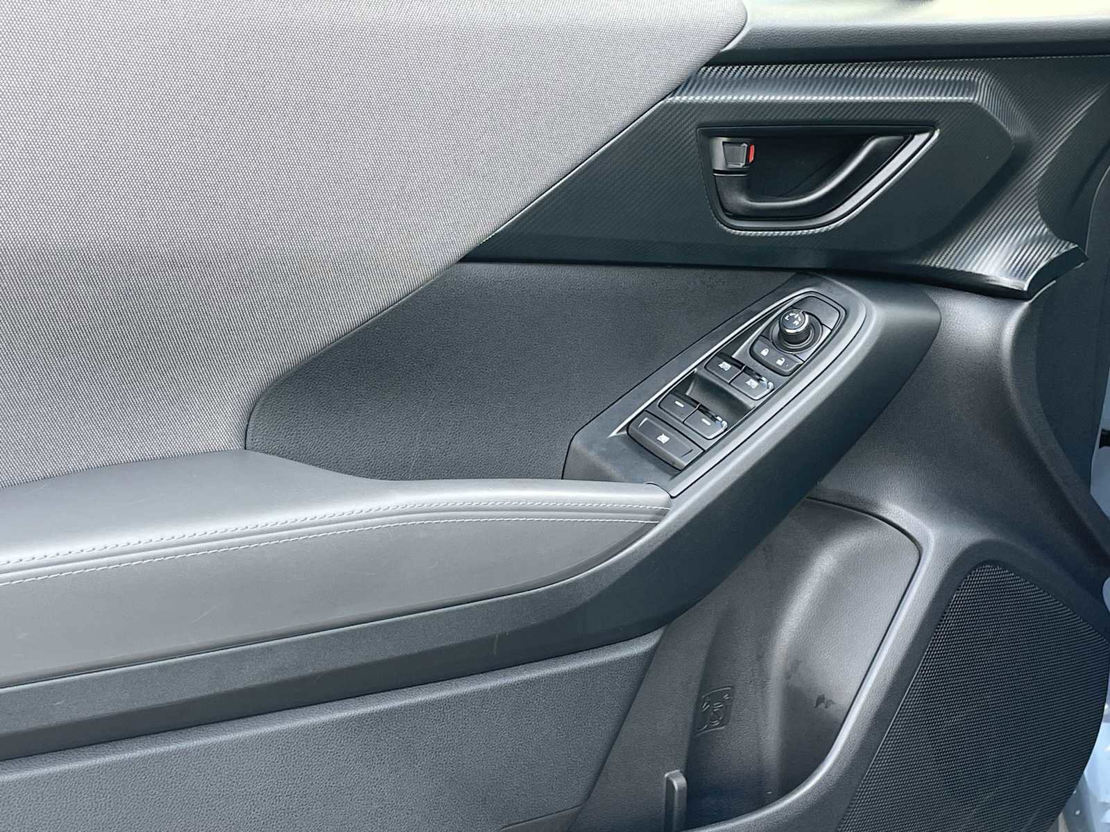 Certified 2025 Subaru Crosstrek 2.0i Premium image 12