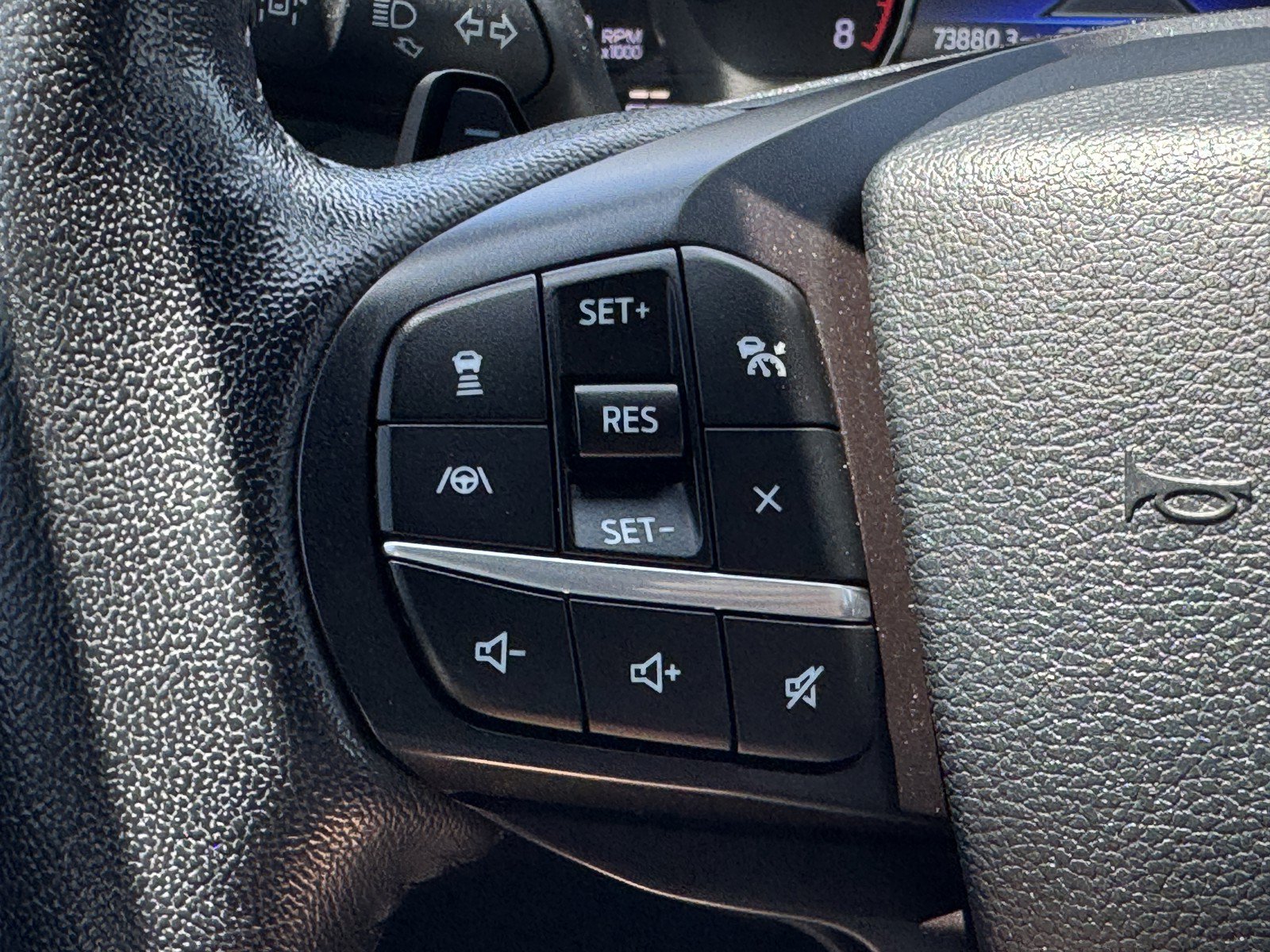 Used 2020 Ford Explorer XLT w/ Equipment Group 202A AWD/4WD image 20