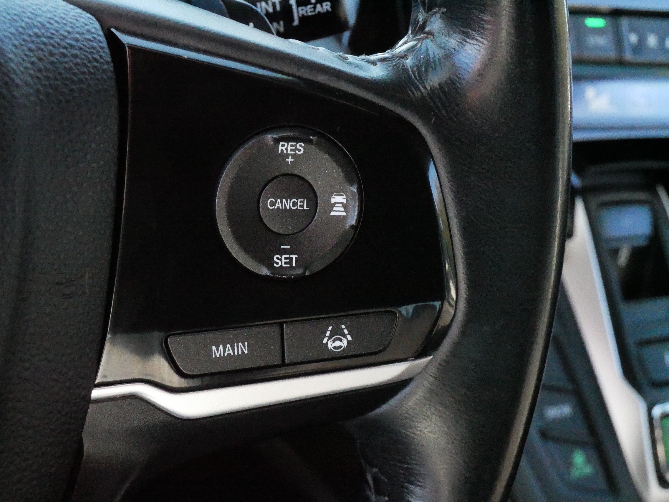 Used 2018 Honda Odyssey Touring image 25