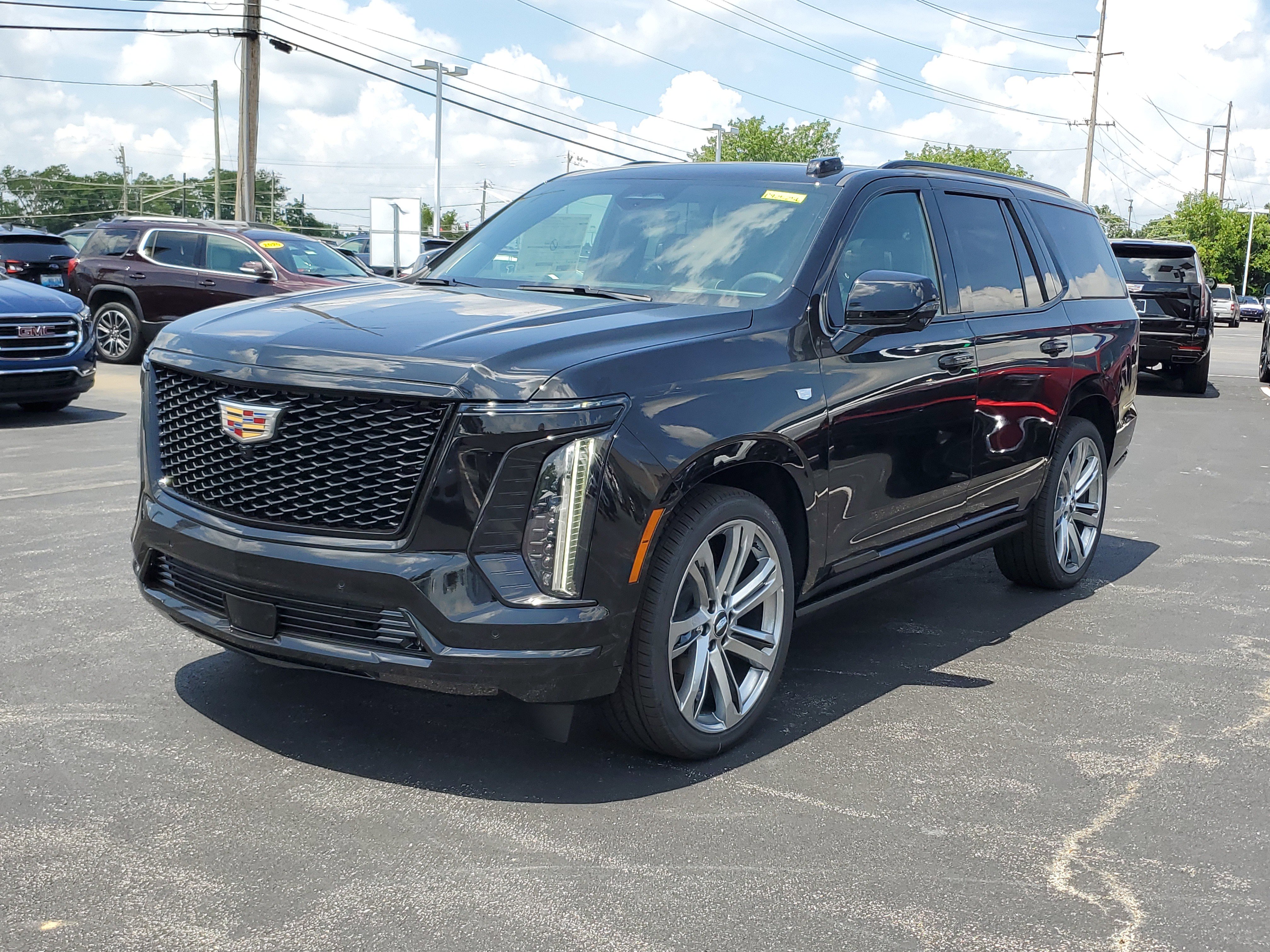 New 2025 Cadillac Escalade Sport Platinum w/ LPO, Floor Liner Package image 28