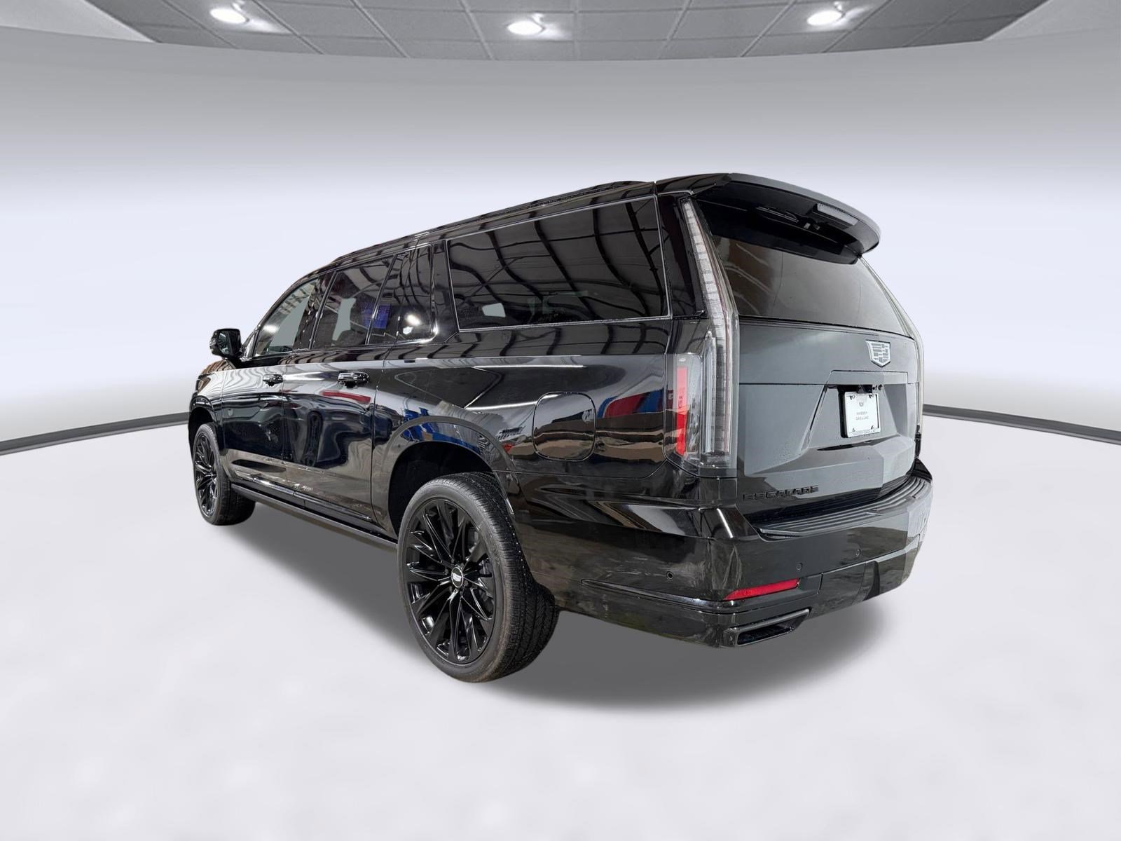 New 2026 Cadillac Escalade ESV Platinum Sport image 3