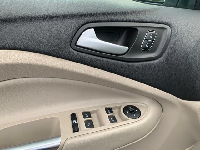Used 2018 Ford Escape SEL FWD image 22