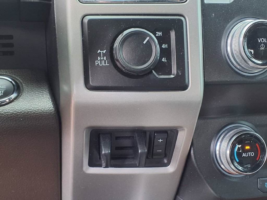 Used 2019 Ford F250 King Ranch w/ Chrome Package AWD/4WD image 28