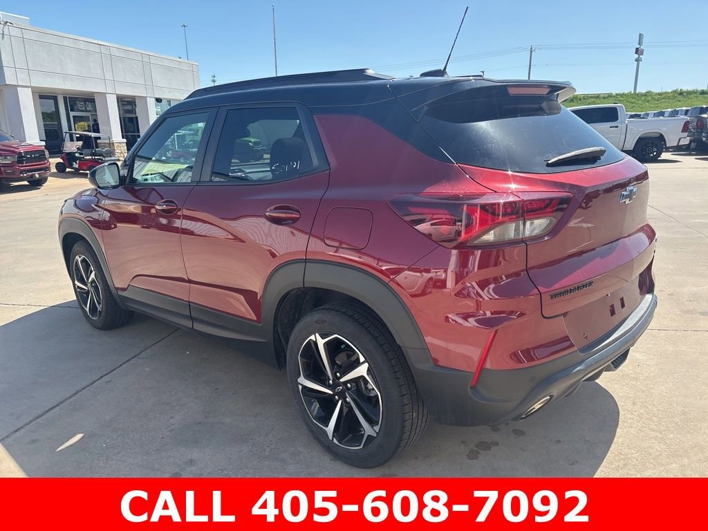 Used 2022 Chevrolet TrailBlazer RS w/ Sun and Liftgate Package FWD image 4
