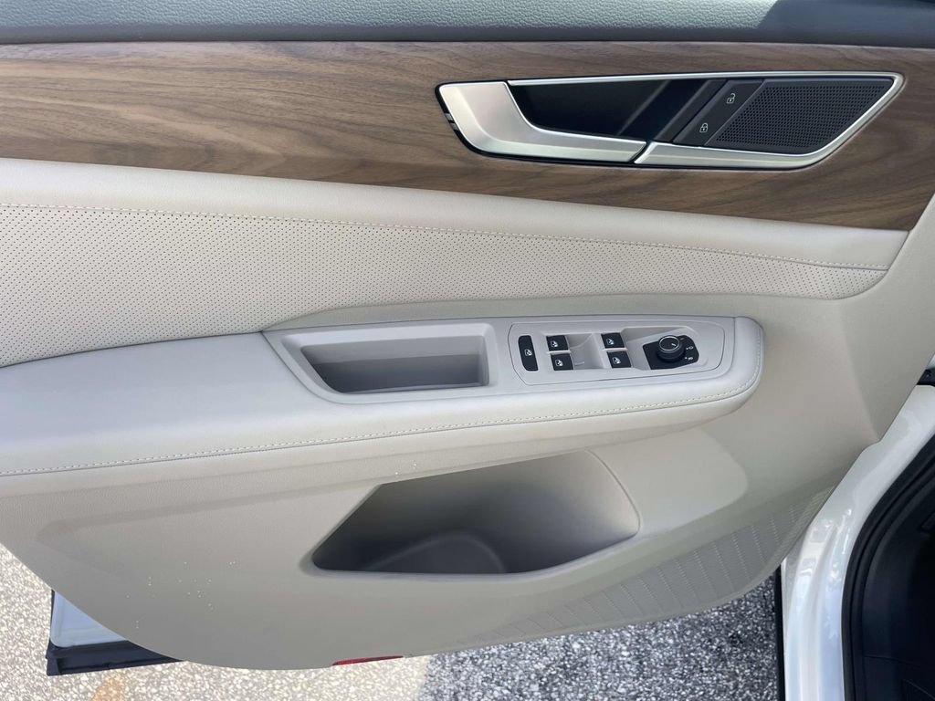 New 2026 Volkswagen Atlas SE FWD image 19
