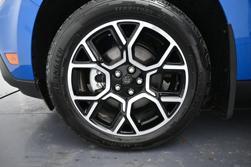 Used 2025 Ford Maverick Lariat AWD/4WD image 34