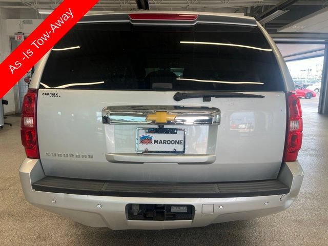 Used 2014 Chevrolet Suburban LT w/ Luxury Package AWD/4WD image 6