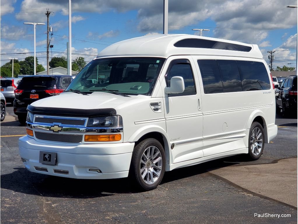 Used 2020 Chevrolet Express 2500 w/ Enhanced Convenience Package RWD image 24