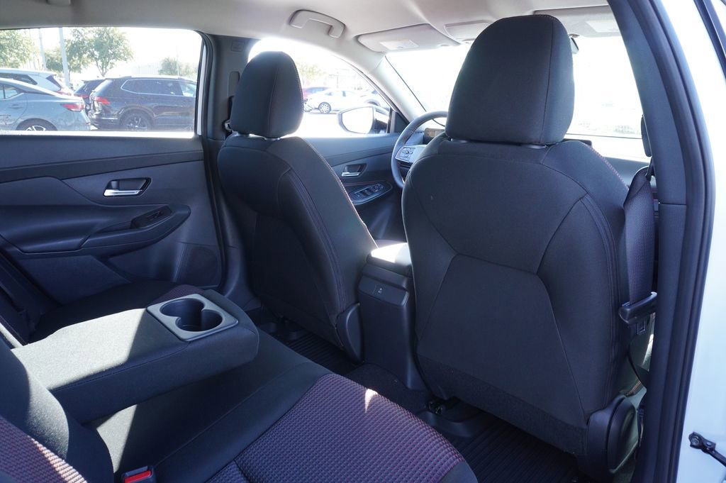 New 2026 Nissan Sentra SR FWD image 10