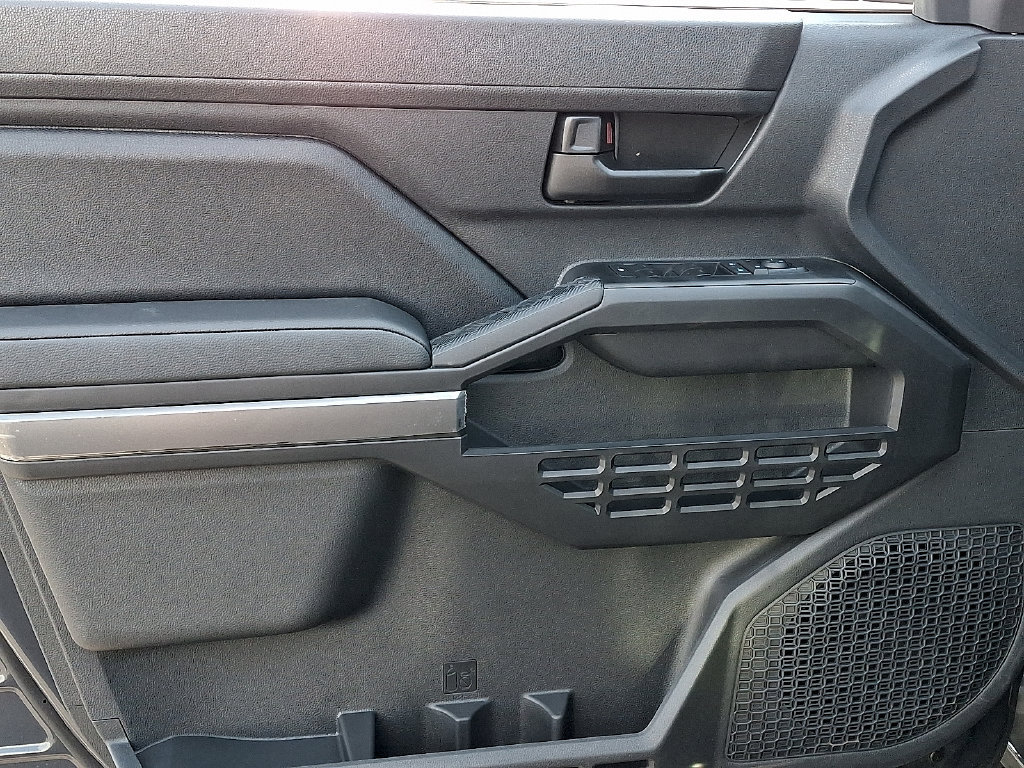 New 2026 Toyota Tacoma SR5 AWD/4WD image 9