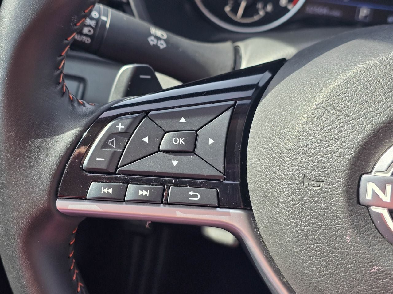 Used 2025 Nissan Altima 2.5 SR FWD image 19