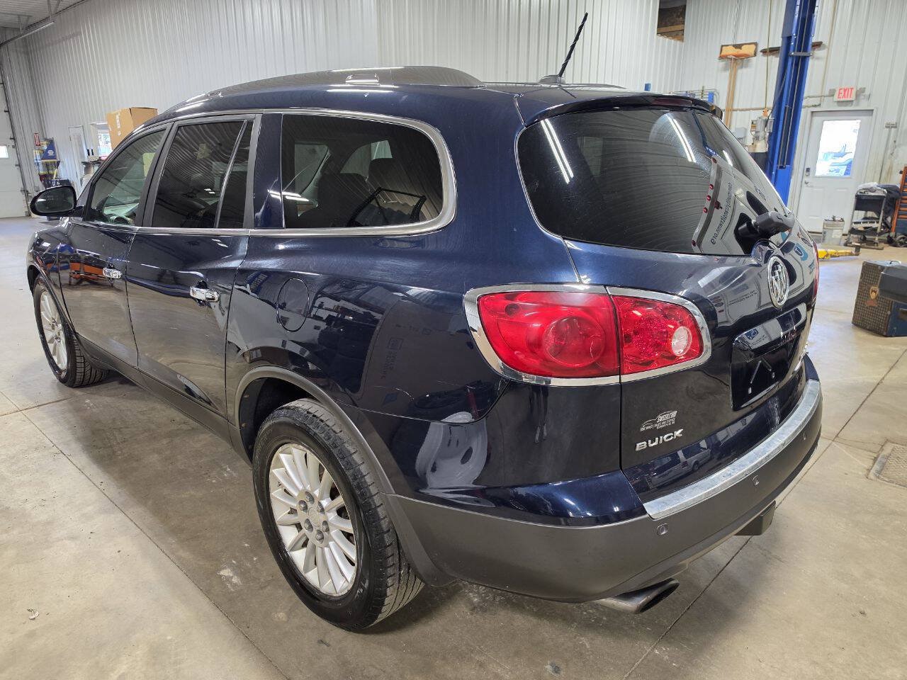 Used 2008 Buick Enclave CXL AWD/4WD image 5
