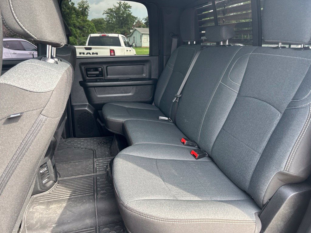 Used 2024 RAM 3500 Tradesman w/ Chrome Appearance Group AWD/4WD image 11