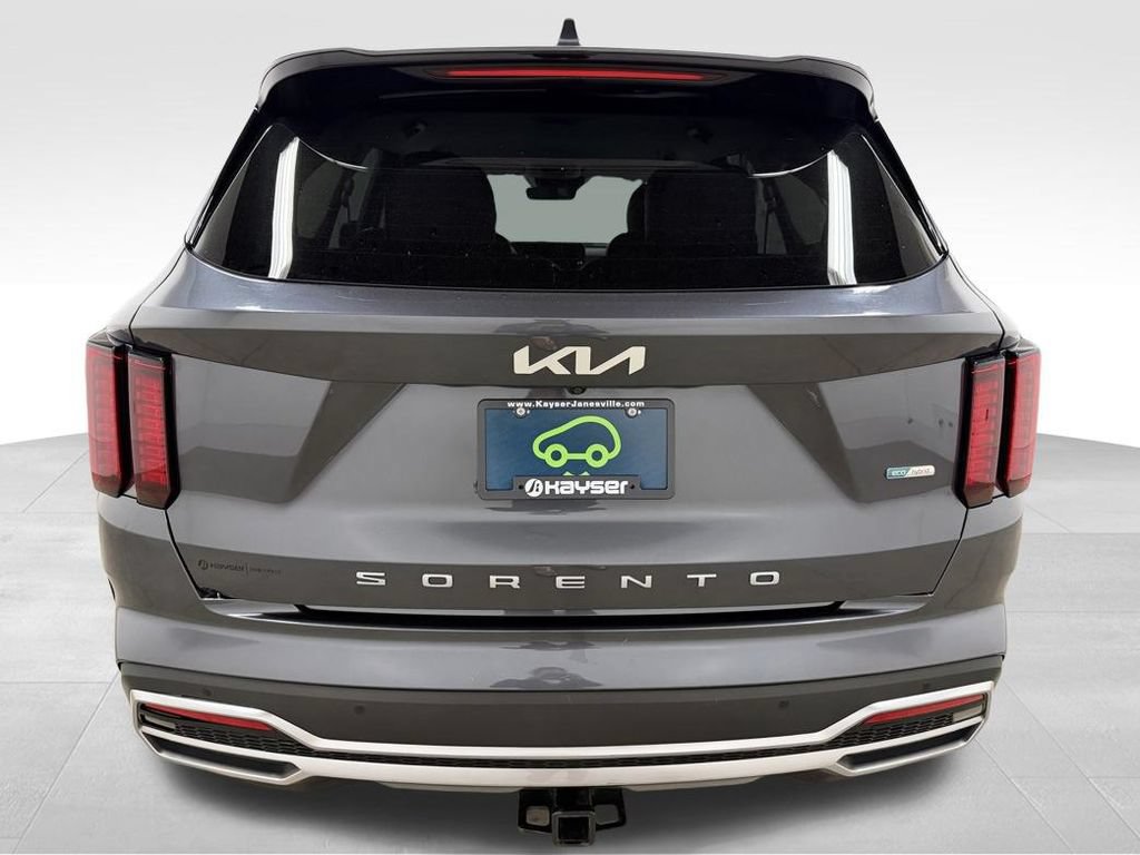 Used 2022 Kia Sorento S FWD image 8